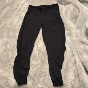 Lululemon Dance Studio Mid-Rise Jogger 7/8 Length Black Jogger Pants